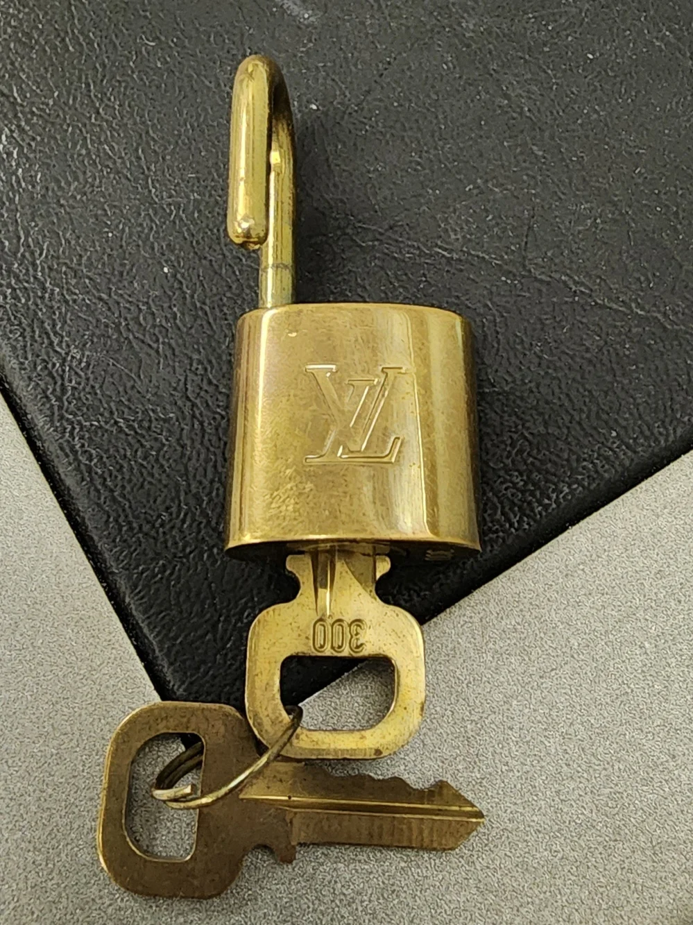 Louis Vuitton Gold-tone Padlock and Key Set - Womens Accessories